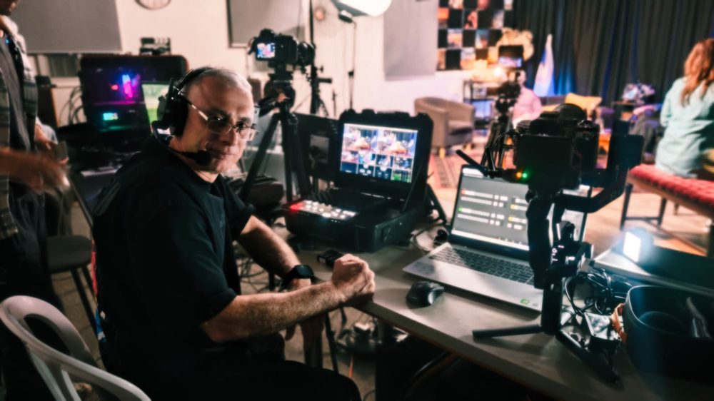 Live camera switching console