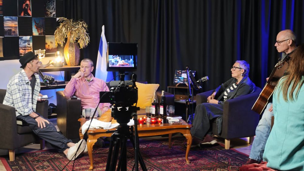 Studio before broadcast — venue and crew